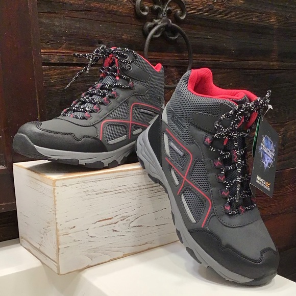 Regatta Lady Vendeavour Waterproof Hiking Boots Black & Pink Walking Boot SZ 8 - Picture 16 of 16